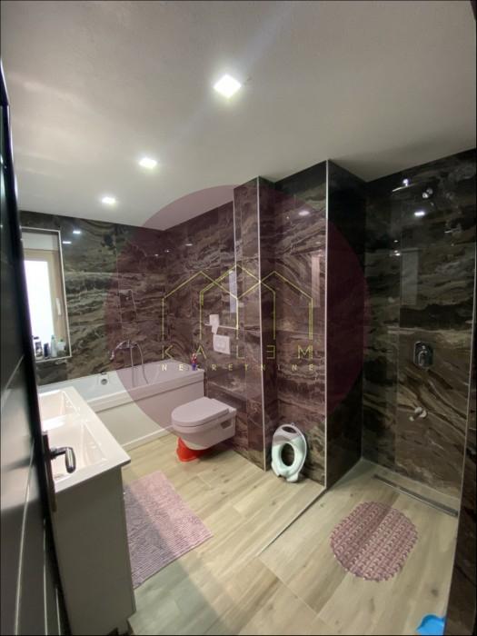 Trosoban stan na prodaju, Centar, Vrnjačka Banja, 133m², 190.000 €