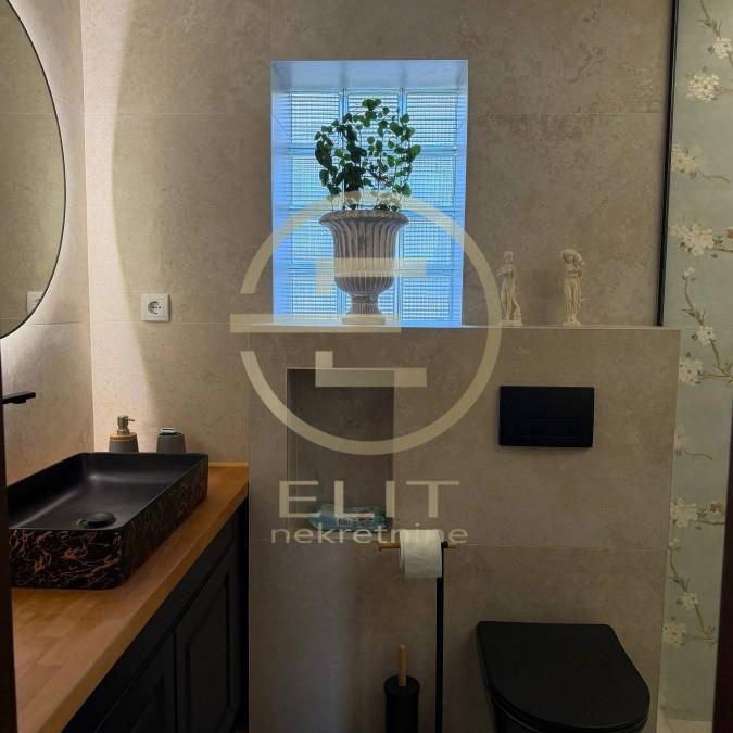Kuća na prodaju, Čerević, Beočin, 3093m²