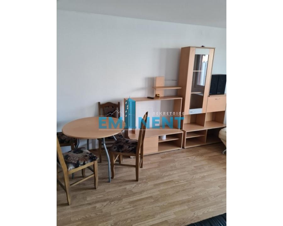 Stan Izdavanje Beograd Dušanovac 50 m2