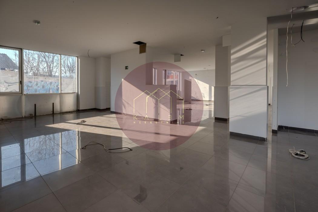 Lokal Izdavanje Beograd Konjarnik (voždovački Deo) 1195 m2