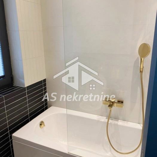 Trosoban stan za izdavanje, Neimar, Beograd, 145m², 3.000 €/mes
