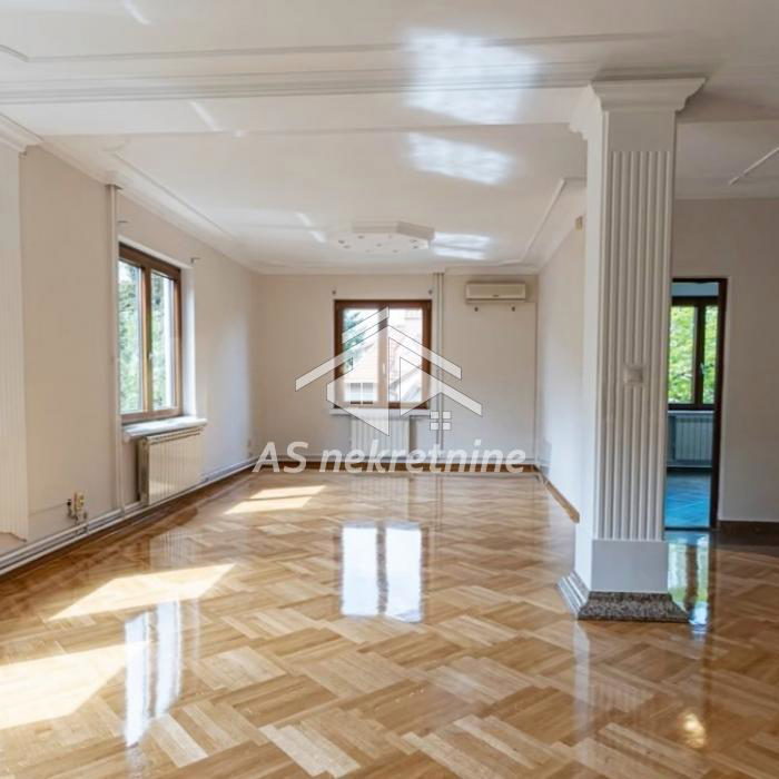 Stan Izdavanje Beograd Dedinje 210 m2