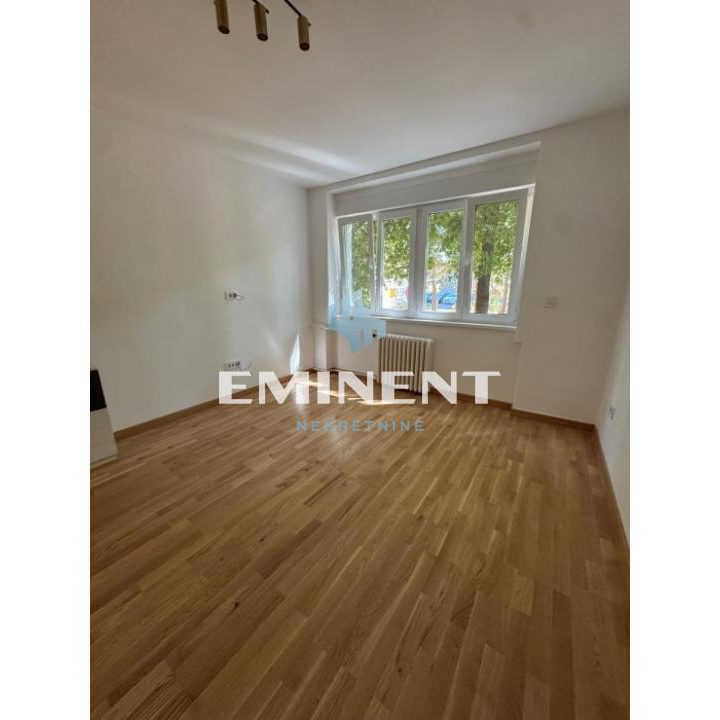 Stan Izdavanje Beograd Donji Grad 58 m2