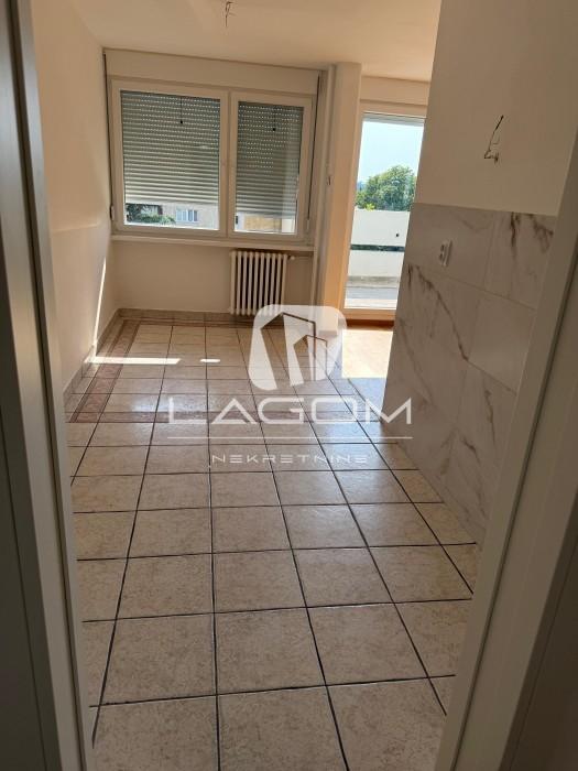 Četvorosoban stan na prodaju, Voždovačka Crkva, Beograd, 134m², 422.000 €