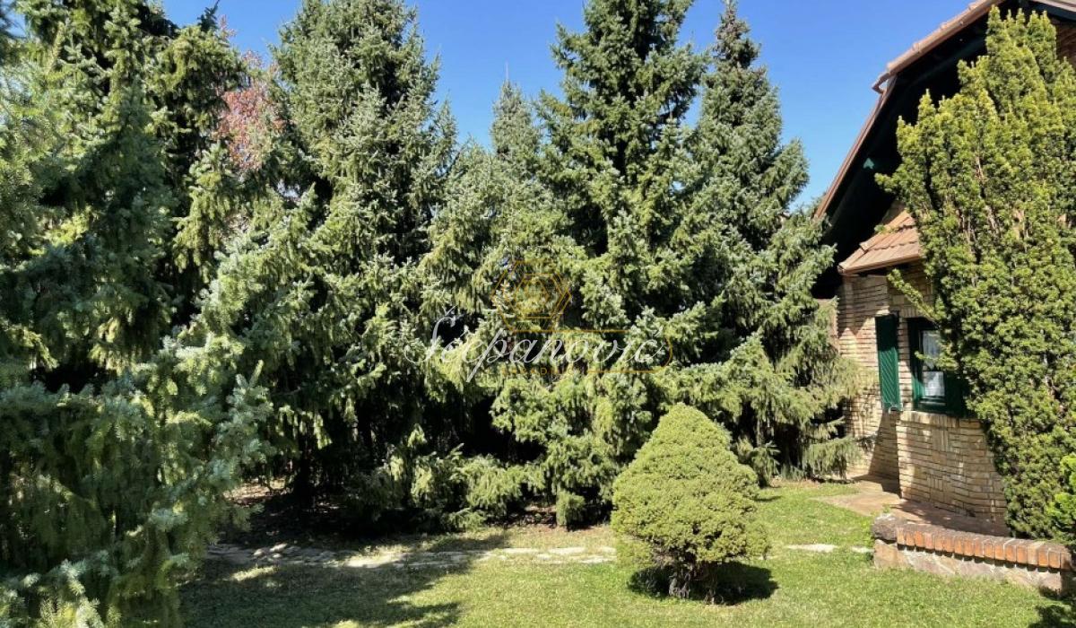 Kuća na prodaju, Sremska Kamenica, Novi Sad, 202m², 873.000 €