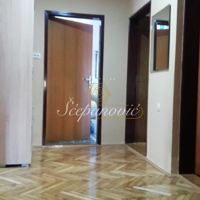 Kuća Prodaja Vrbas  200 m2