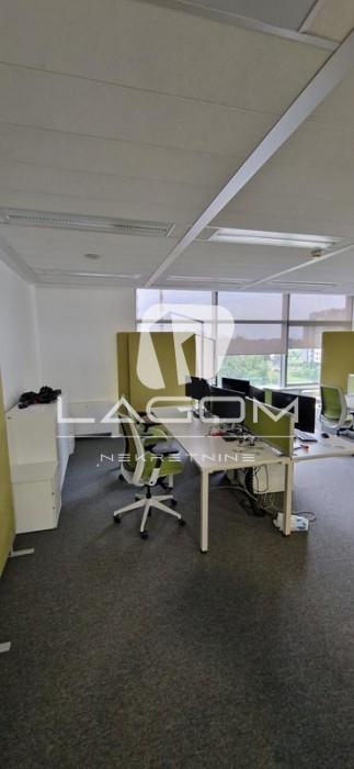 Lokal za izdavanje, Blok 67 – Belville, Beograd, 772m², 5. sprat, 14.300 €/mes