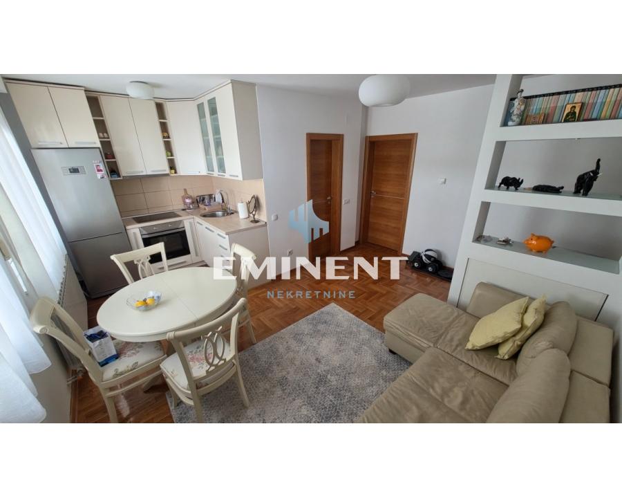 Stan Izdavanje Beograd Stan Izdavanje Beograd Lekino Brdo 30 m2