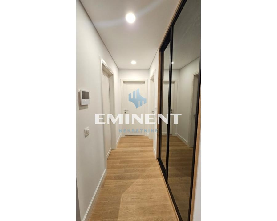 Stan Izdavanje Beograd Hotel YU 86 m2