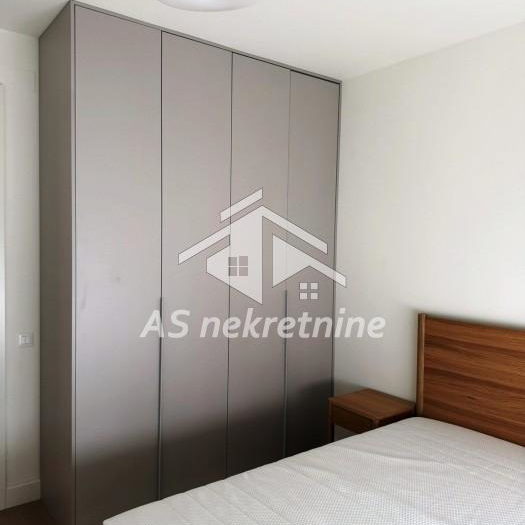Stan Izdavanje Beograd Blok 64 78 m2