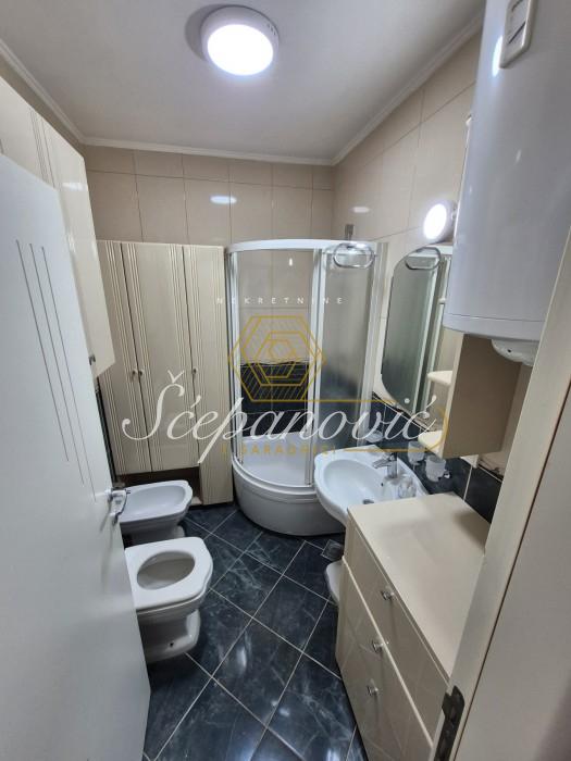 prodaja-kuca-beograd-ATBpfedq2P Četvorosoban stan za izdavanje, Rotkvarija, Novi Sad, 89m², 1.000 €/mes
