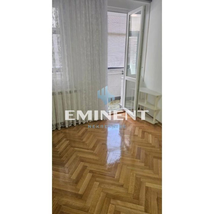 Stan Izdavanje Beograd Kalenić Pijaca 60 m2