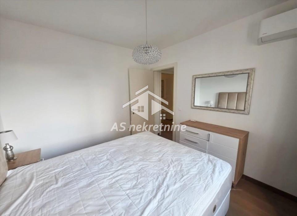 prodaja-kuca-beograd-FJkO0eroFZ Četvorosoban stan za izdavanje, Tašmajdan, Beograd, 80m², 1.800 €/mes