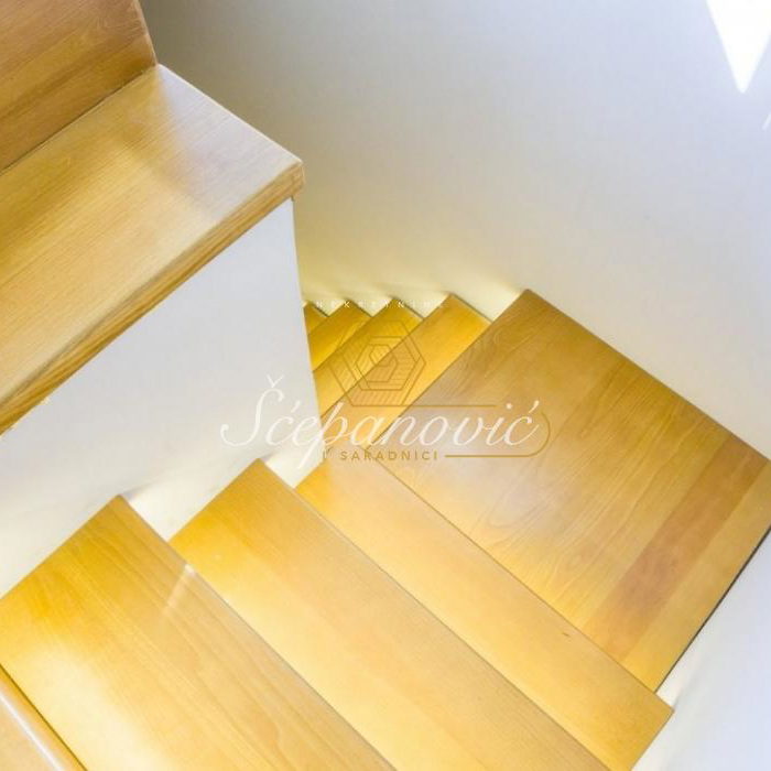 Četvorosoban stan na prodaju, Bulevar Patrijarha Pavla, Novi Sad, 113m², 440.000 €