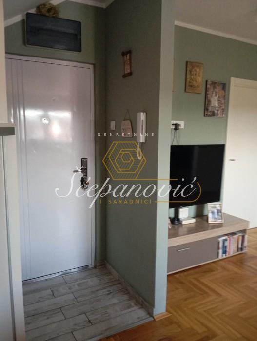 prodaja-kuca-beograd-JeCsMLAmeR Trosoban stan na prodaju, Telep, Novi Sad, 91m², 150.000 €