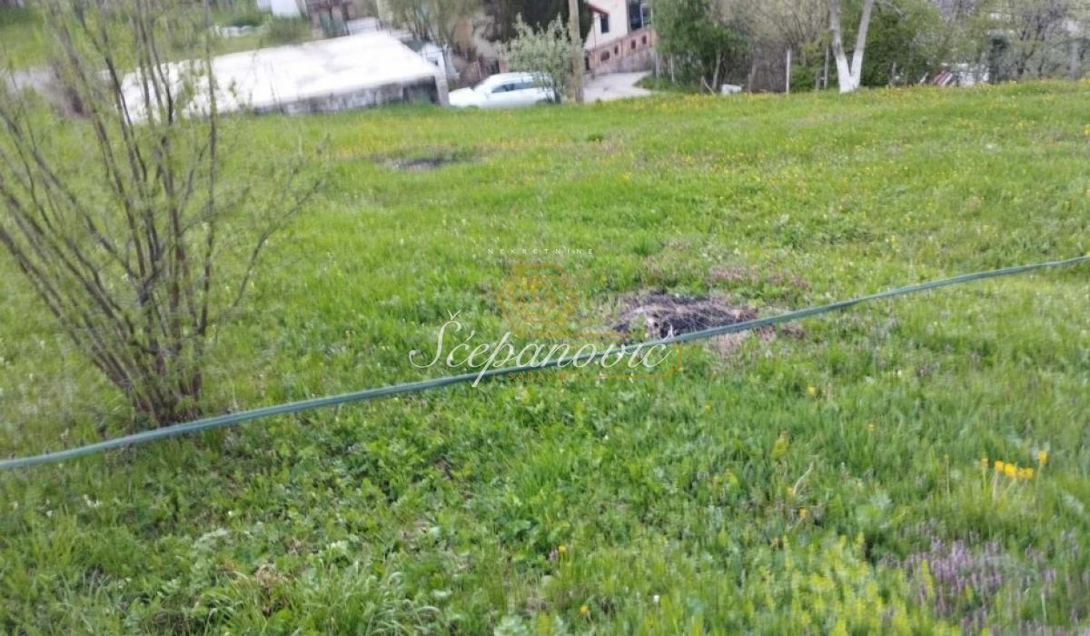 Plac Prodaja Novi Sad Plac Prodaja Novi Sad Paragovo 1670 m2
