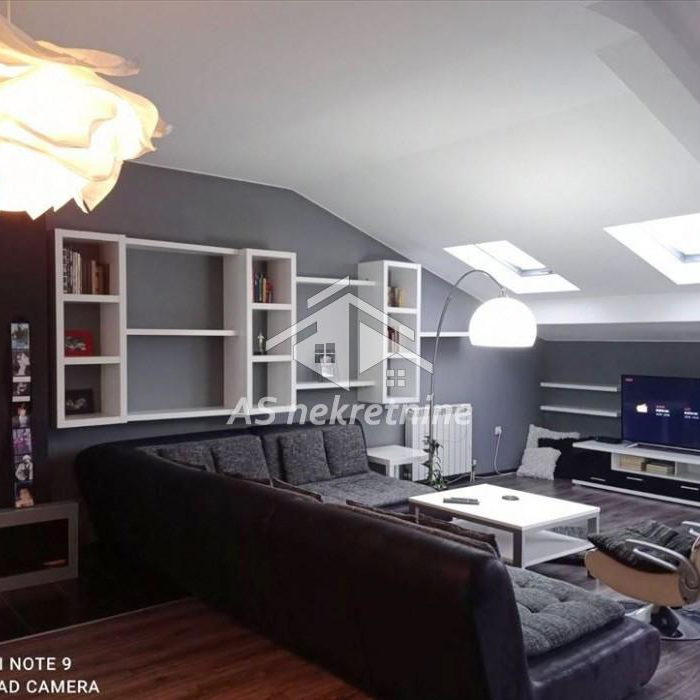 Stan Prodaja Beograd Cvetkova Pijaca 133 m2