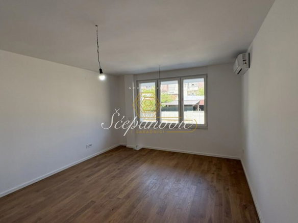 Stan Prodaja Novi Sad  28 m2