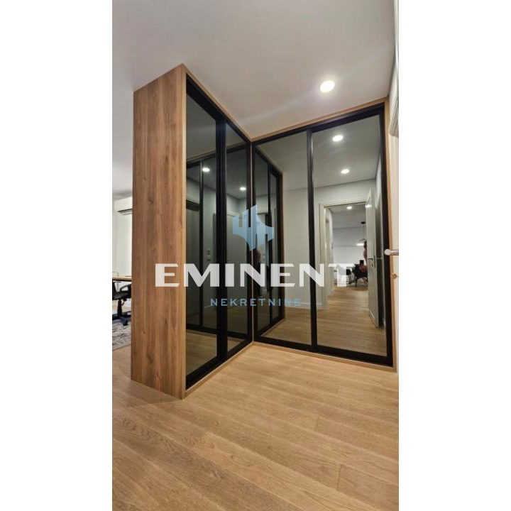 Stan Izdavanje Beograd Hotel YU 86 m2