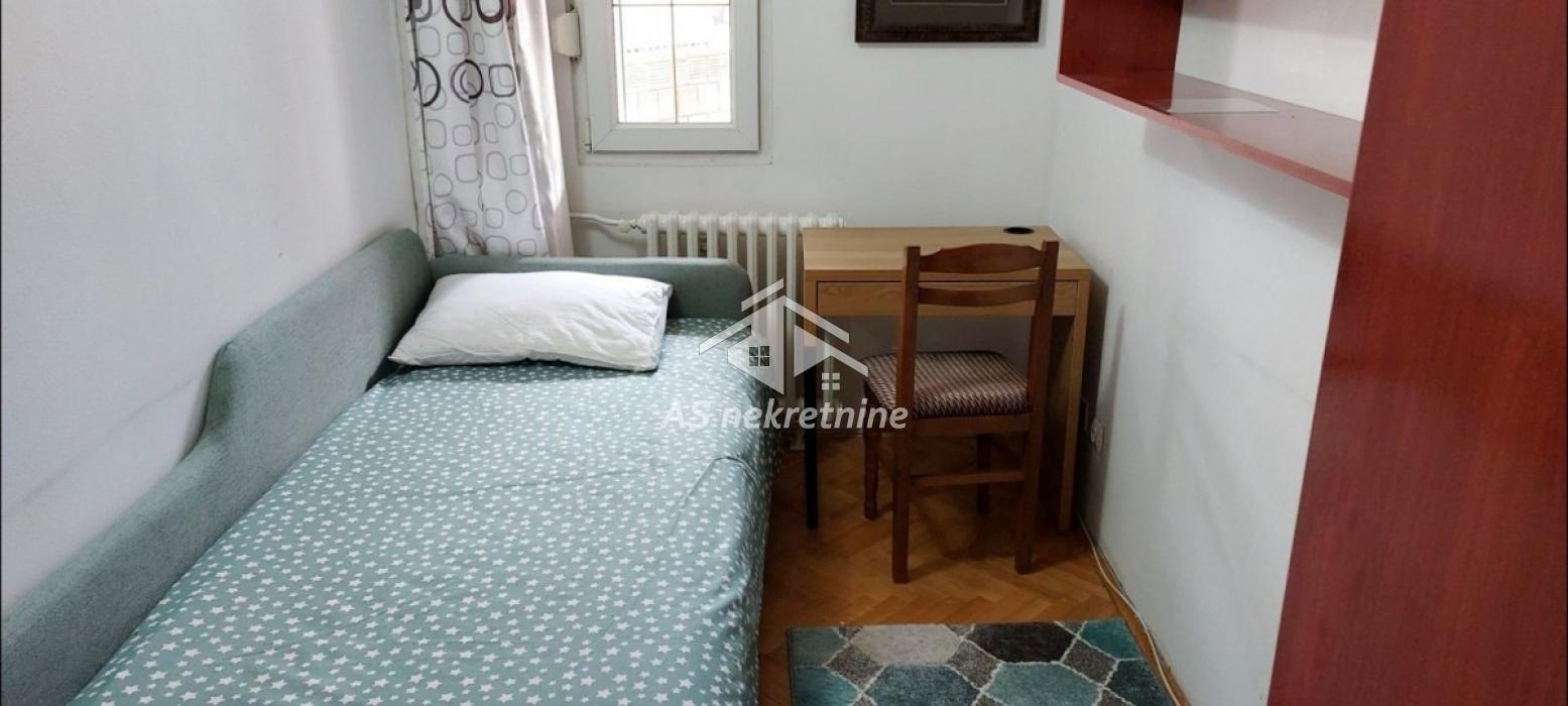 prodaja-kuca-beograd-R6G1NsFlno Trosoban stan za izdavanje, Bežanijska Kosa 1, Beograd, 70m², 800 €/mes