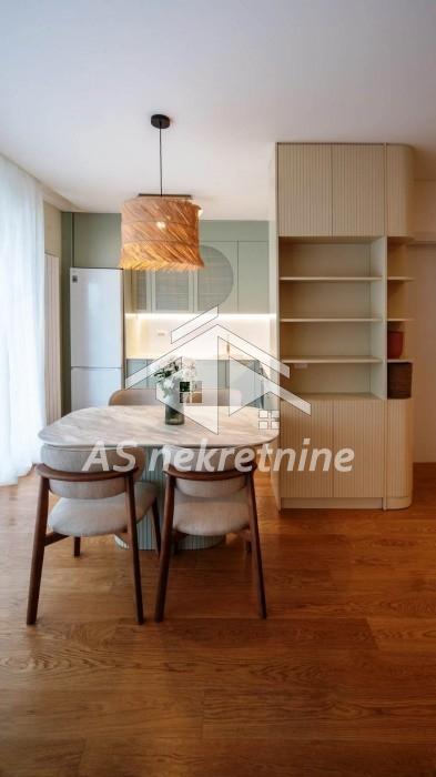 Stan Izdavanje Beograd Bulevar Kralja Aleksandra 100 m2