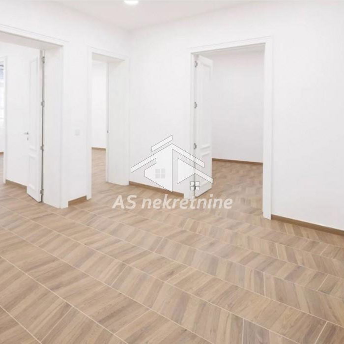 Lokal Izdavanje Beograd Terazije 121 m2