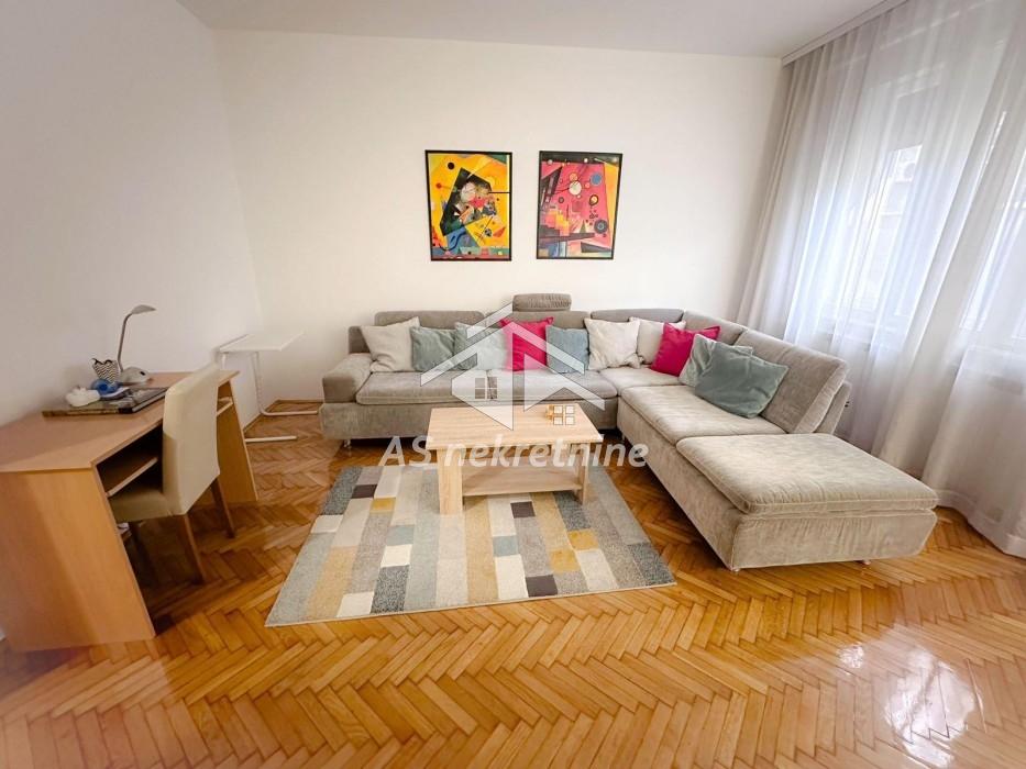 Stan Izdavanje Beograd Stan Izdavanje Beograd Kalenić Pijaca 67 m2
