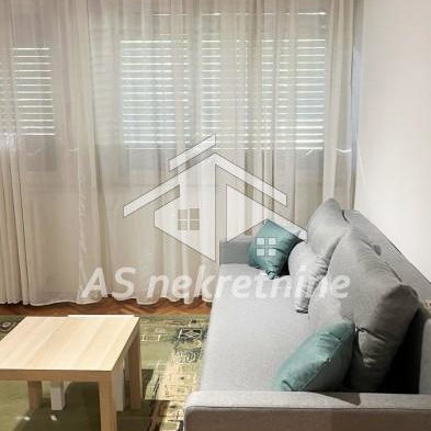Trosoban stan za izdavanje, Blok 33 – Geneks, Beograd, 62m², 800 €/mes