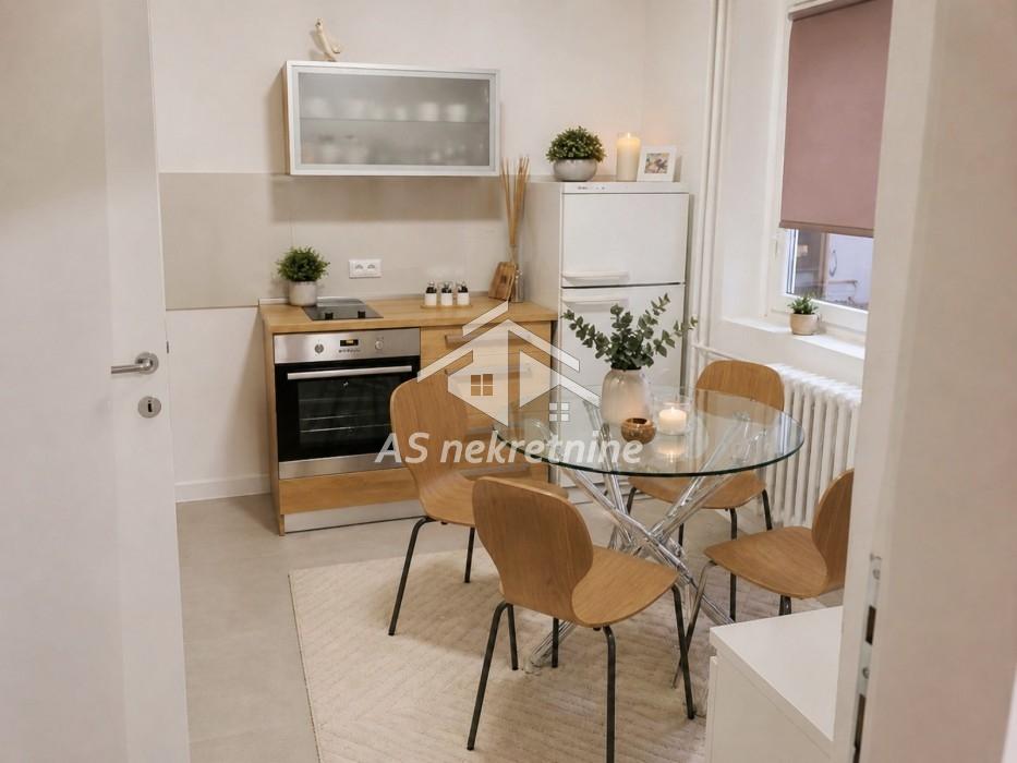 Stan Izdavanje Beograd Slavija 65 m2