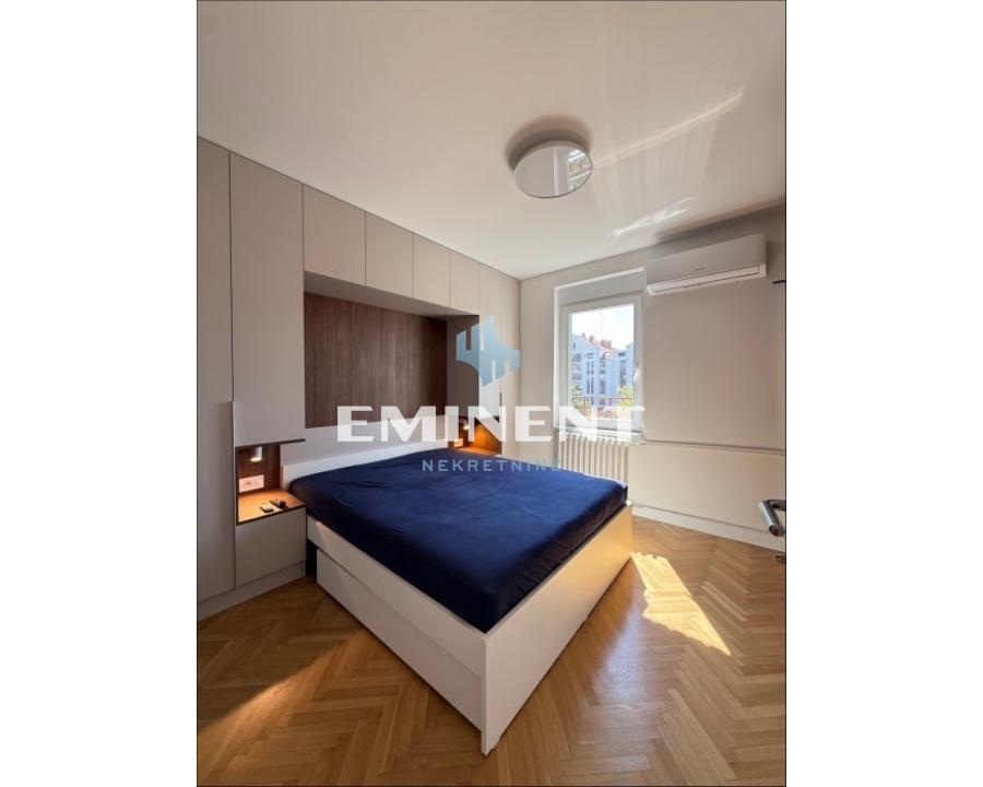 prodaja-kuca-beograd-Y9rbLSUUVX Četvorosoban stan za izdavanje, Bežanijska Kosa 2, Beograd, 90m², 2.200 €/mes