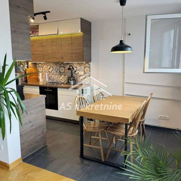Stan Izdavanje Beograd Hram Svetog Save 75 m2