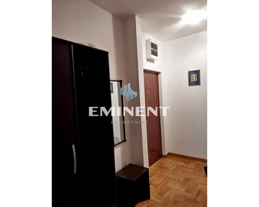 Stan Izdavanje Beograd Đeram Pijaca 58 m2