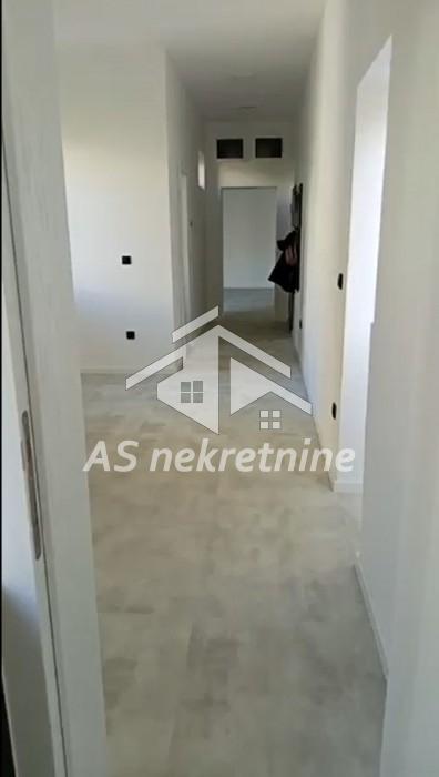 prodaja-kuca-beograd-cFEEcHSVJy Četvorosoban stan na prodaju, Pravni Fakultet – Vračar, Beograd, 120m², 570.000 €