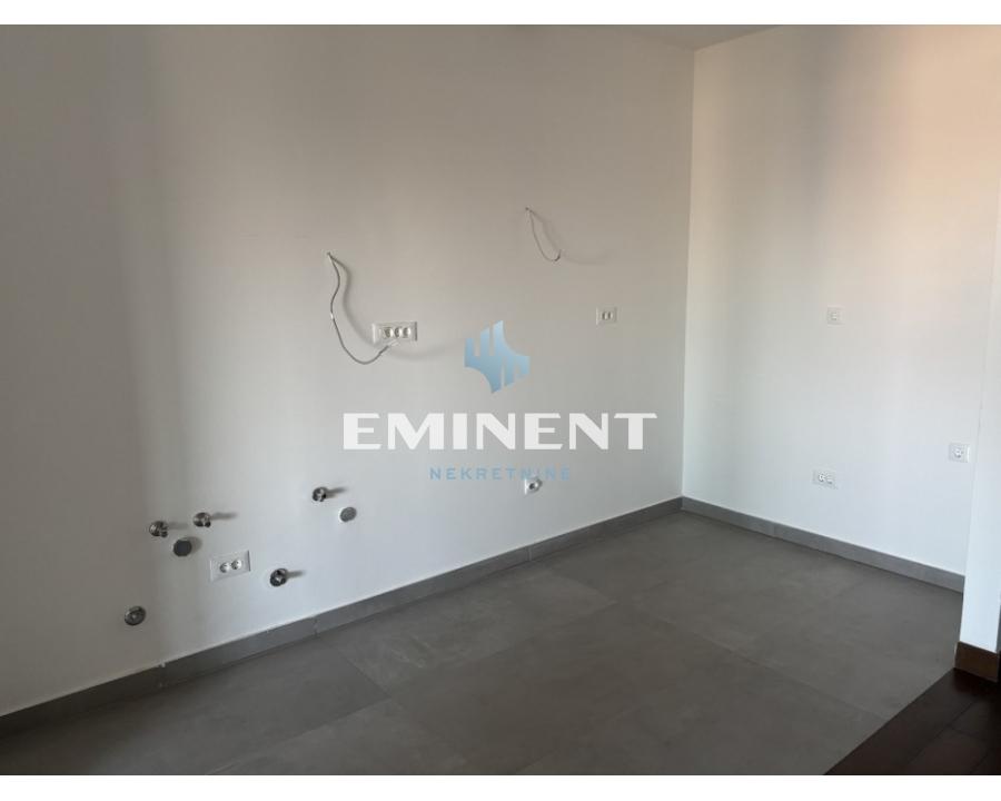 Četvorosoban stan na prodaju, Crveni Krst Vračar, Beograd, 119m², 595.000 €