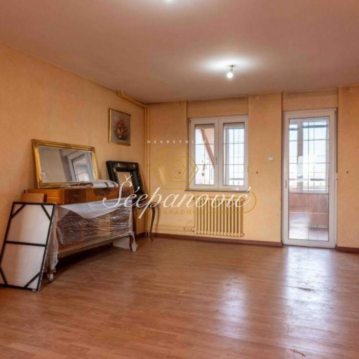 Stan Prodaja Novi Sad Kej 179 m2