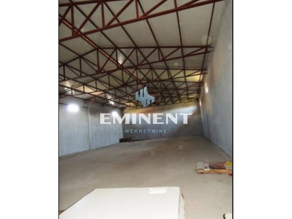Lokal Izdavanje Beograd  550 m2