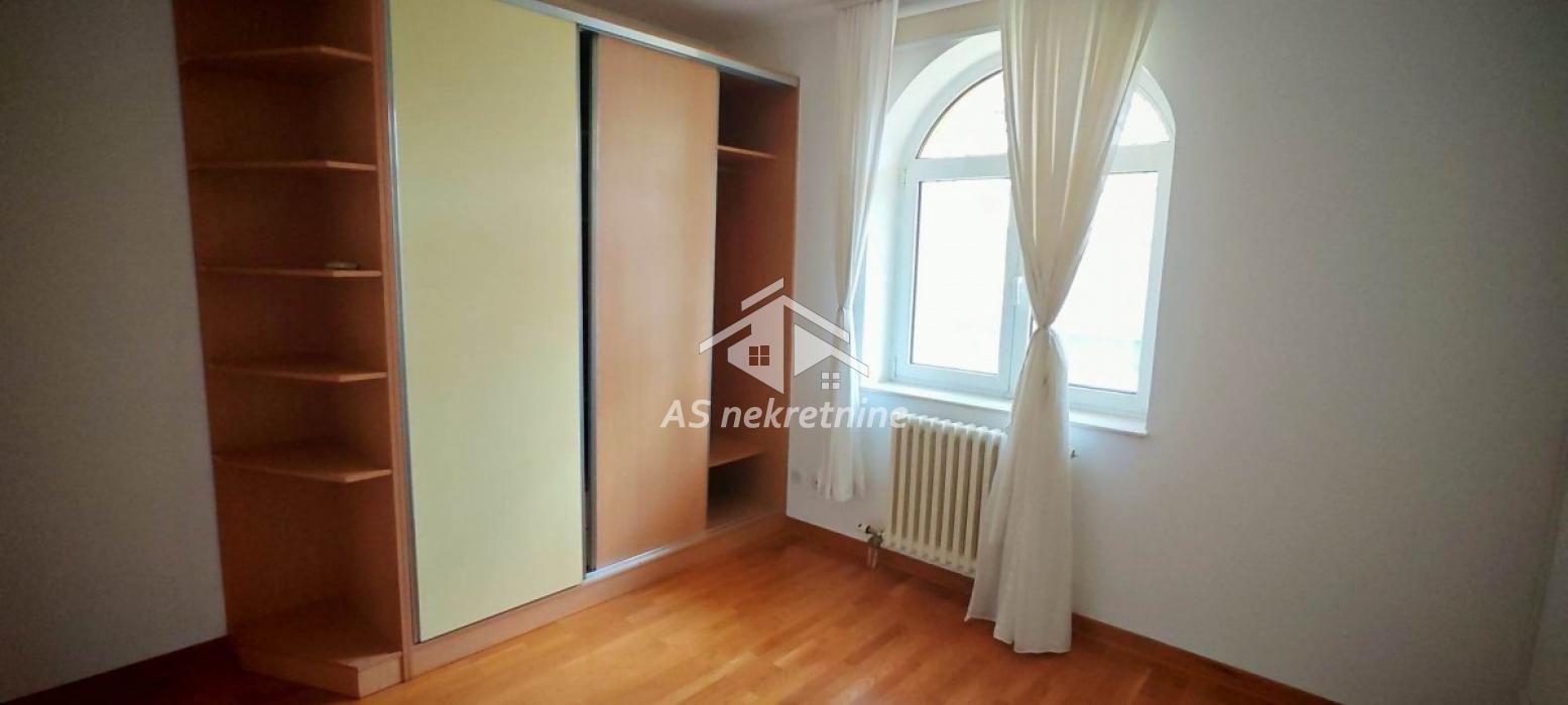 Četvorosoban stan za izdavanje, Senjak, Beograd, 150m², 2.500 €/mes