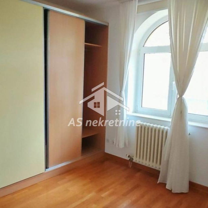Četvorosoban stan za izdavanje, Senjak, Beograd, 150m², 2.500 €/mes
