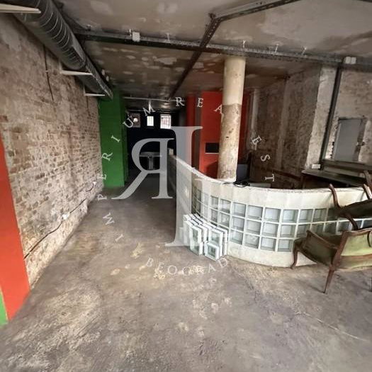 Lokal Izdavanje Beograd Cara Dušana 88 m2