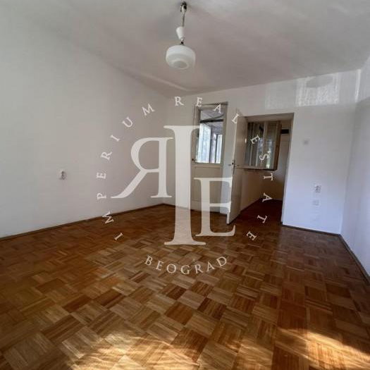 Petosoban stan na prodaju, Banovo Brdo, Beograd, 111m², 315.000 €