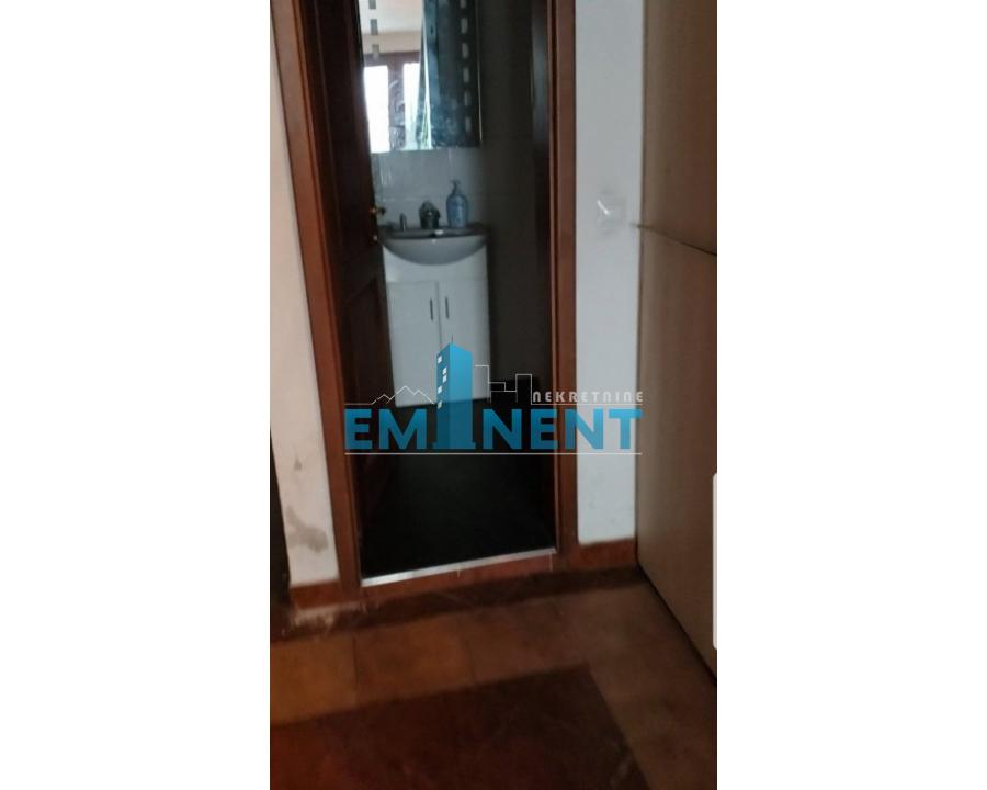Kuća za izdavanje, Dedinje, Beograd, 220m², 2.000 €/mes