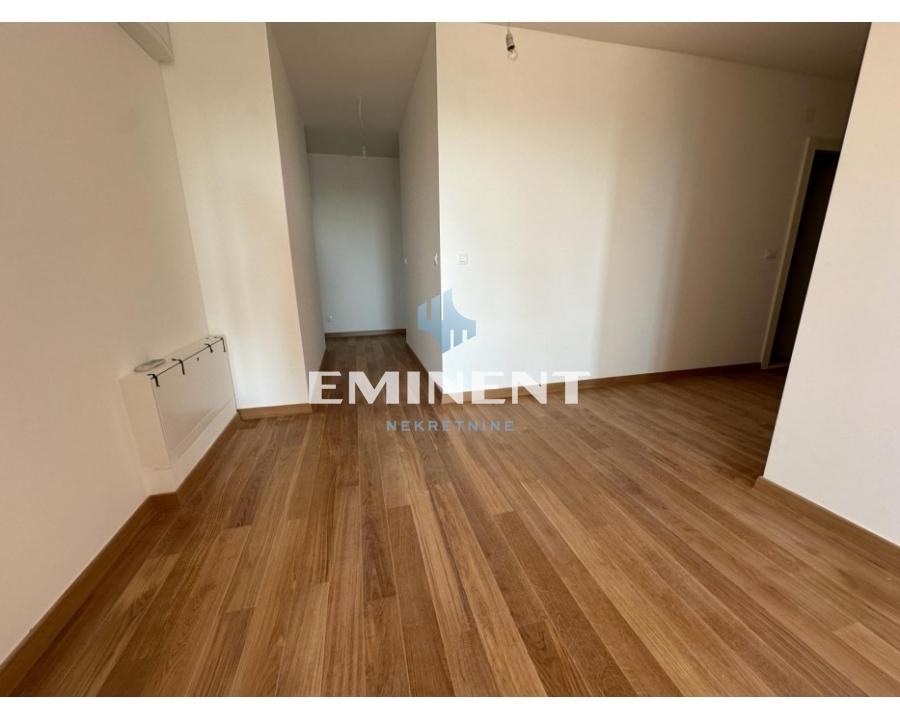 Lokal Izdavanje Beograd Blok 65 160 m2