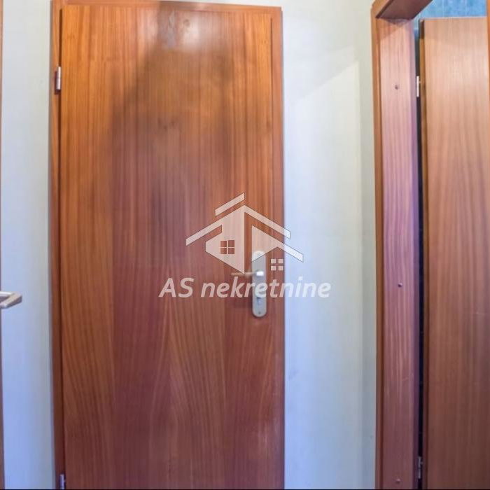 Dvosoban stan za izdavanje, Banovo Brdo, Beograd, 100m², 1.400 €/mes