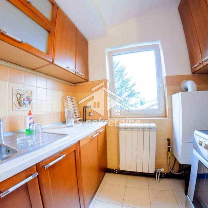 Stan Izdavanje Beograd Dedinje 100 m2