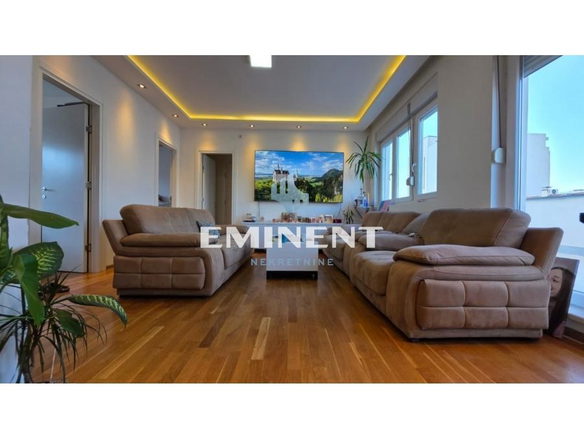 Stan Prodaja Beograd Cvetkova Pijaca 90 m2