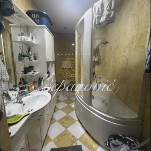 Stan Izdavanje Novi Sad  47 m2