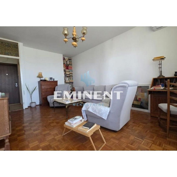 Stan Izdavanje Beograd Blok 28 72 m2