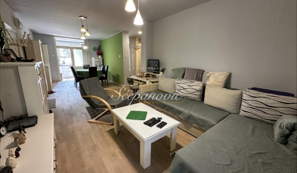Trosoban stan na prodaju, Novo Naselje, Novi Sad, 75m², 190.000 €