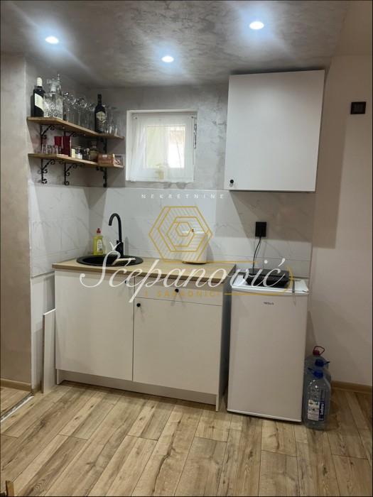 prodaja-kuca-cO58ROYOOB Kuća Prodaja Sremski Karlovci 56 m2