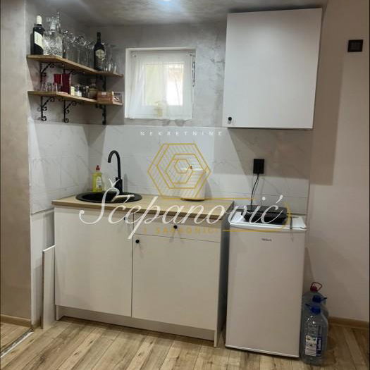 Kuća Prodaja Sremski Karlovci  56 m2